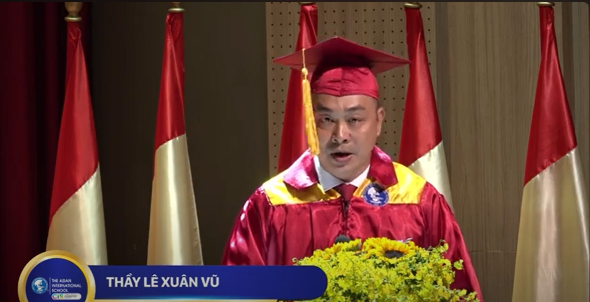 Phát biểu của giáo viên Lê Xuân Vũ trong Lễ tốt nghiệp 2024